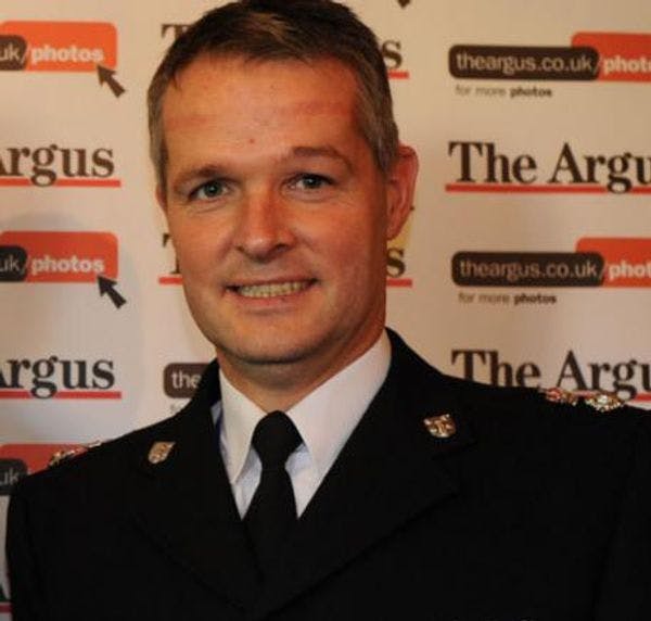 Exjefe de policía comparte el enfoque de Brighton frente a las drogas en una importante conferencia internacional