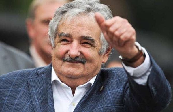 En Uruguay, Mujica anunció que se retrasará venta de marihuana