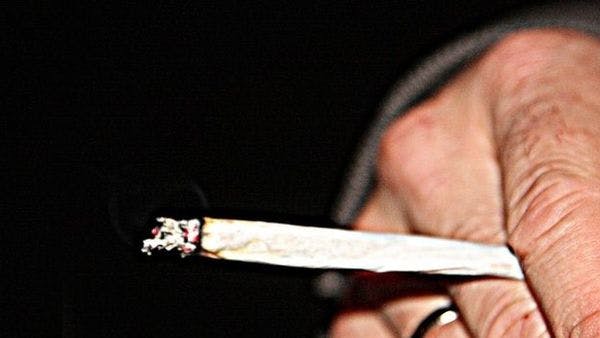 Es hora de acabar con la “retórica tradicional” sobre la política de drogas, declara un ministro británico
