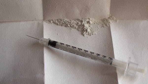 Trump declara “emergencia nacional” la epidemia de heroína