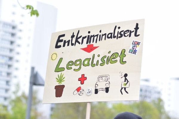 Un pas de plus vers la légalisation du cannabis en Allemagne
