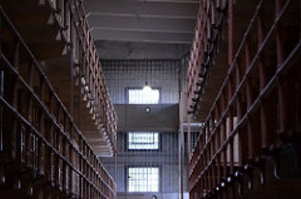Brasil: las ilegalidades en las prisiones femeninas