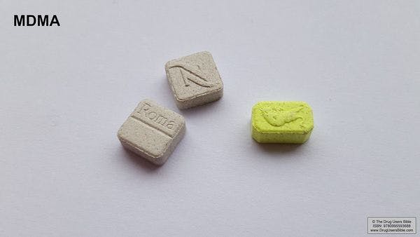 Rutas hacia la regulación: MDMA
