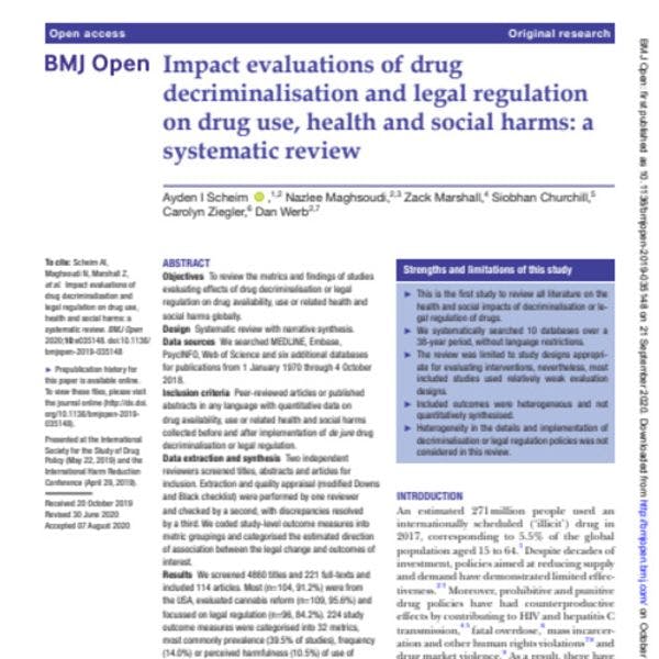 Evaluaciones de impacto de la descriminalización y regulación legal sobre el consumo de drogas, salud y daños sociales: un análisis sistemático