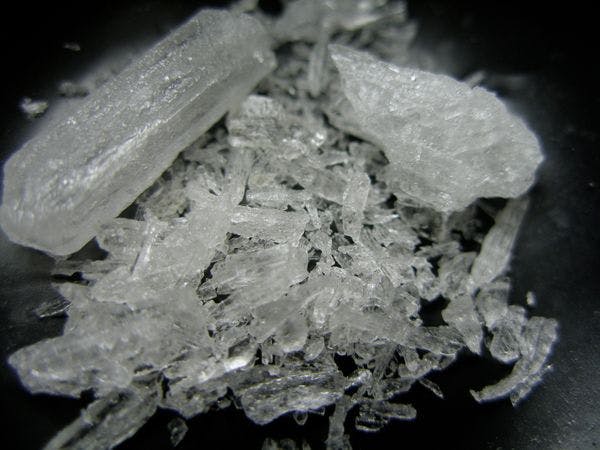 Pese a severas leyes, aumenta a través de Asia el tráfico de metanfetamina 