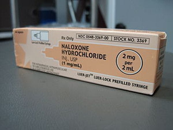 Thousands of drug users are rescuing each other with antidote naloxone 