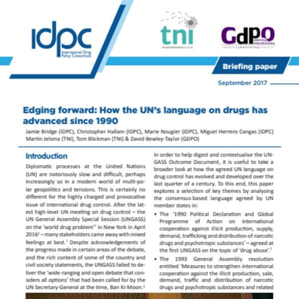 Un avance lento pero gradual: los cambios en el lenguaje de la ONU con respecto a las drogas desde 1990