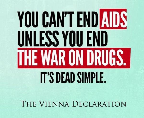 Drug policy experts attending AIDS 2012 challenge Obama and Romney to end the war on drugs
