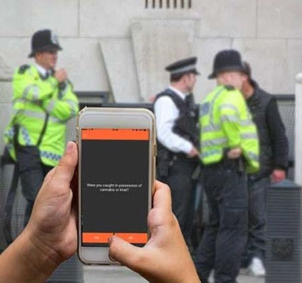 Une nouvelle application vous aide si vous êtes arrêté pour de la possession de drogue au Royaume-Uni.
