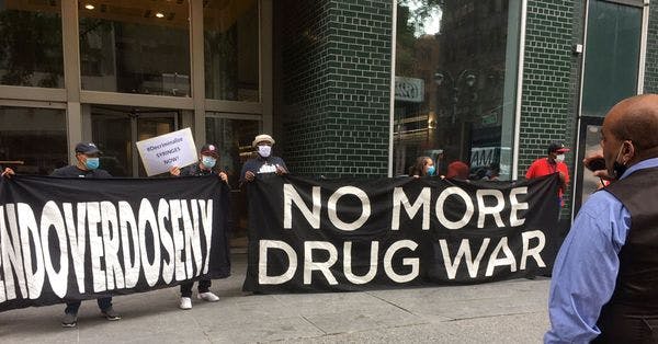 Día de sensibilización sobre la sobredosis: las personas que usan drogas están sensibilizadas - ¿Y los gobiernos?