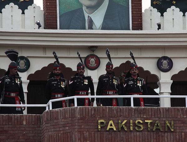 Gobierno britanico se enfrenta a las acusaciones de que ayuda a Pakistán podría apoyar uso de pena de muerte